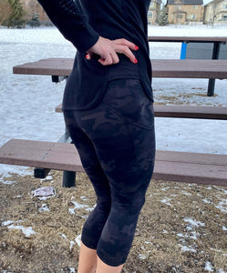 Capri Leggings - Camo