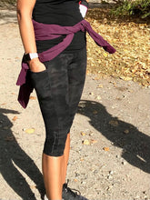 Load image into Gallery viewer, Capri Leggings - Camo
