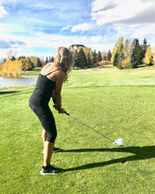 Load image into Gallery viewer, Capri Leggings - Camo
